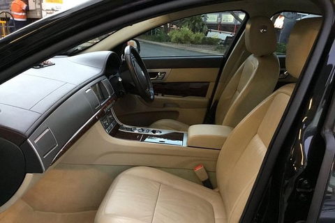 Jaguar Limousine Transfer Cairns Airport To City Or Return - Hotel Accommodation 7