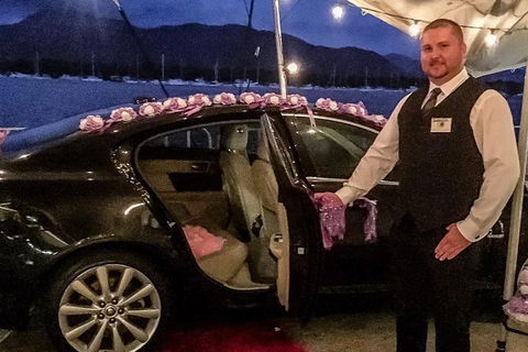 Jaguar Limousine Transfer Cairns Airport To City Or Return - Hotel Accommodation 1