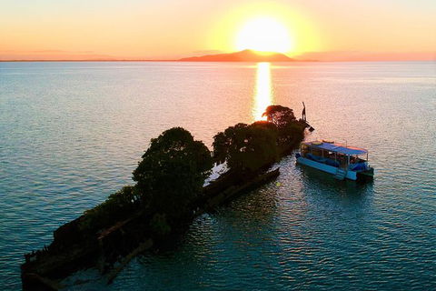 Aquascene Magnetic Island Sunset & Shipwreck Tour - Hotel Accommodation 0