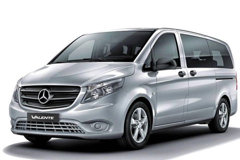 Luxurious Gold Coast Airport Private Transfer To Or From Gold Coast CBD Max 10 - Hotel Accommodation 1