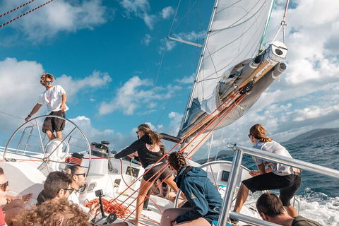 4 Day And 3 Night Whitsunday Maxi Sailing Adventure On Broomstick - Hotel Accommodation 7