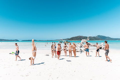 4 Day And 3 Night Whitsunday Maxi Sailing Adventure On Broomstick - Hotel Accommodation 8