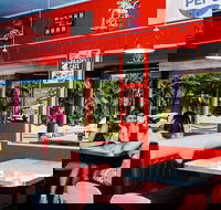 Rockabilly Revival  George's Diner - Hotel Accommodation