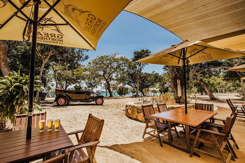 Laid Back Lunch | Dingo Beach Hotel - Hotel Accommodation 1