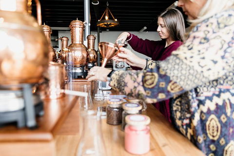 Small-Group Gin Masterclass In Gold Coast - Hotel Accommodation 0