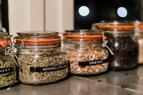 Making Your Own Gin Distillery Tour And Tasting Experience - Hotel Accommodation 7