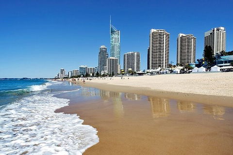 Gold Coast Airport Transfers : Gold Coast City To Airport OOL In Luxury Car - Hotel Accommodation 6