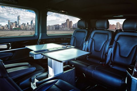 Brisbane Airport Transfers : Brisbane Airport BNE To Brisbane In Luxury Van - Hotel Accommodation 1
