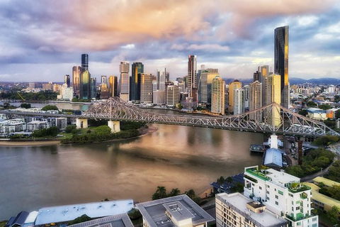 Brisbane Airport Transfers : Brisbane Airport BNE To Brisbane In Luxury Van - Hotel Accommodation 4