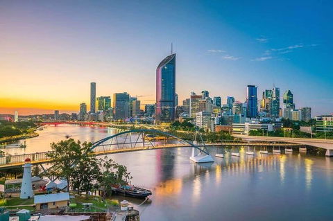 Brisbane Airport Transfers : Brisbane Airport BNE To Brisbane In Luxury Car - Hotel Accommodation 5