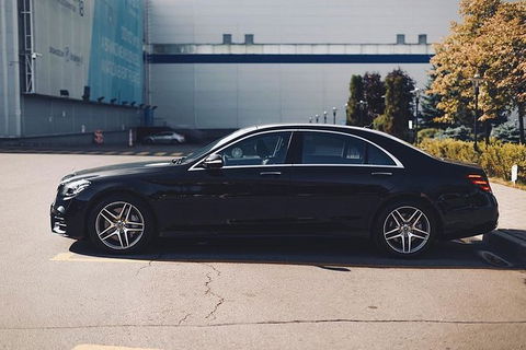 Arrival Private Transfers: Brisbane Airport BNE To Brisbane In Business Car - Hotel Accommodation 0