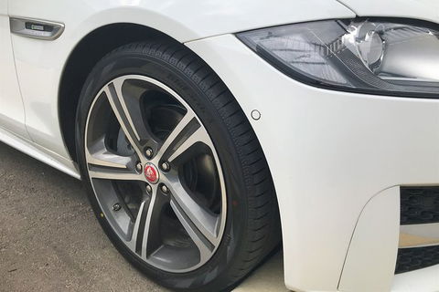 Luxury Jaguar Barossa Valley Half Day Private Tour For 2 - Hotel Accommodation 4