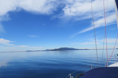 Maria Island And East Coast Five Day Cruise - Hotel Accommodation 0