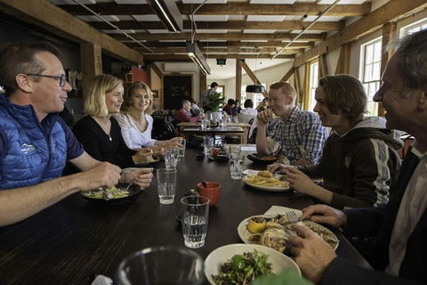 3.5 Hours Walking Guided Tour Of Launceston Highlights - Hotel Accommodation 1
