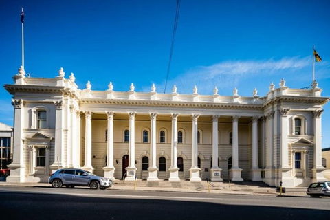 3.5 Hours Walking Guided Tour Of Launceston Highlights - Hotel Accommodation 3