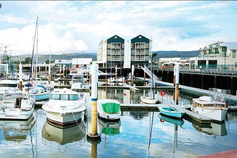 3.5 Hours Walking Guided Tour Of Launceston Highlights - Hotel Accommodation 5