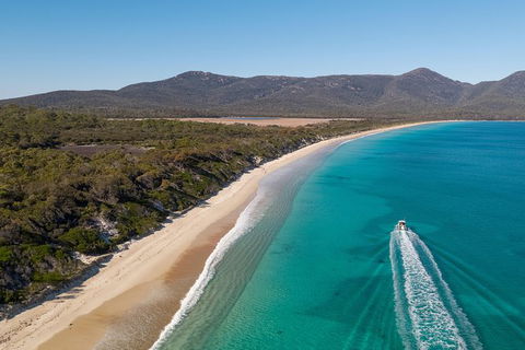 Sea & Explore Wineglass Bay & Freycinet National Park - Cruise & Walk - Hotel Accommodation 0