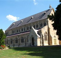 St Peters Anglican Church - Hotel Accommodation