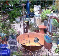 Leaf  Stone Garden Gallery - Hotel Accommodation