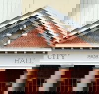 Maryborough City Hall - Hotel Accommodation