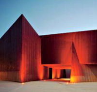 Australian Centre for Contemporary Art - Hotel Accommodation