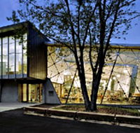 East Melbourne Library - Hotel Accommodation