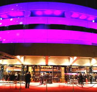 Hamer Hall - Hotel Accommodation
