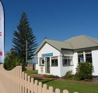 Hastings Fine Art Gallery - Hotel Accommodation