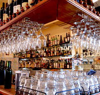 Don Dinnos - Hotel Accommodation