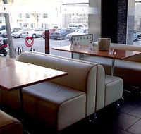 Legals Cafe and Bar - Hotel Accommodation