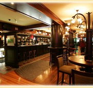 Waxy's Irish Pub - Hotel Accommodation
