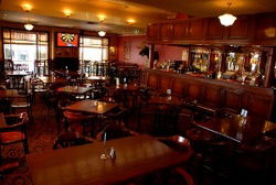 Gilroy's Hotel - Hotel Accommodation 0