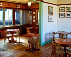 O'Donoghue's Irish Pub - Hotel Accommodation 2