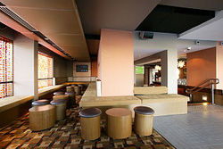 The Fringe Bar - Hotel Accommodation 2