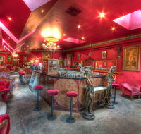 Polly Bar - Hotel Accommodation