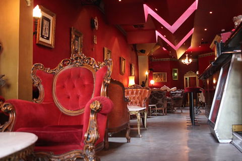 Polly Bar - Hotel Accommodation 1