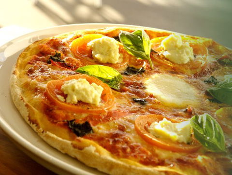 Olivo Woodfired Pizza & Pasta - Hotel Accommodation 3