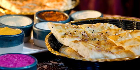 Ahmet's On Oxford Licensed Turkish Restaurant - Hotel Accommodation 2