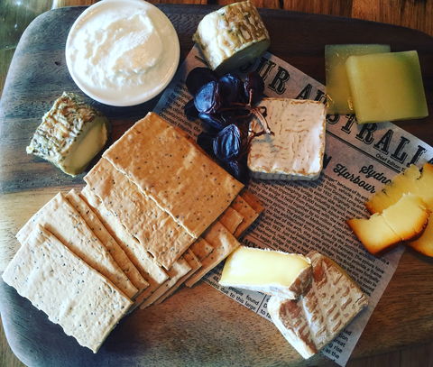 Two Buoys - Hotel Accommodation 1