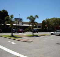 Wanneroo Villa Tavern - Hotel Accommodation