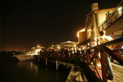 The Lucky Shag Waterfront Bar - Hotel Accommodation 3