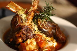 Schooners Bar & Grill - Hotel Accommodation 3