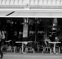 Benny's Bar  Cafe - Hotel Accommodation