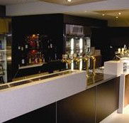 Raiders Club - Weston - Hotel Accommodation