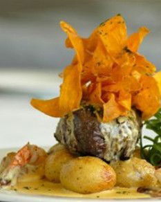 Timo Tabelle - Hotel Accommodation 0