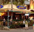 Apres Beach Bar  Grill - Palm Cove - Hotel Accommodation