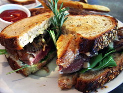 Alpine Hotel - Hotel Accommodation 2