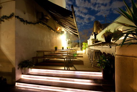 White Horse Hotel - Hotel Accommodation 2