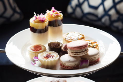 The Victoria Room Bar Restaurant - Hotel Accommodation 2