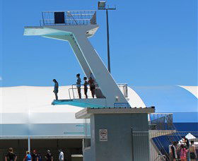 Canberra Olympic Pool And Health Club - Hotel Accommodation 2